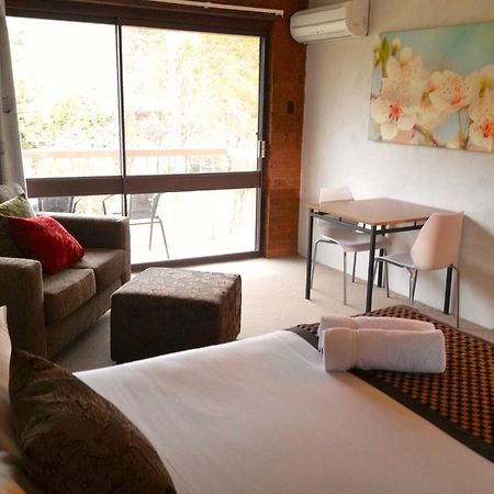 Motel Sierra - Bright Bagian luar foto
