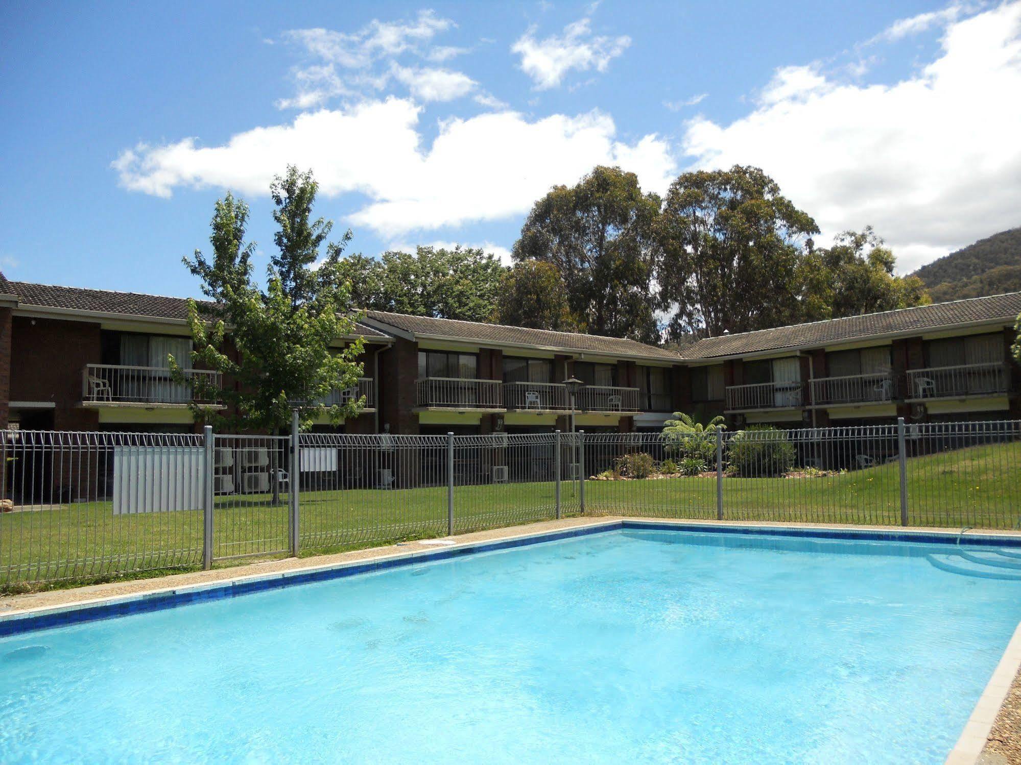 Motel Sierra - Bright Bagian luar foto
